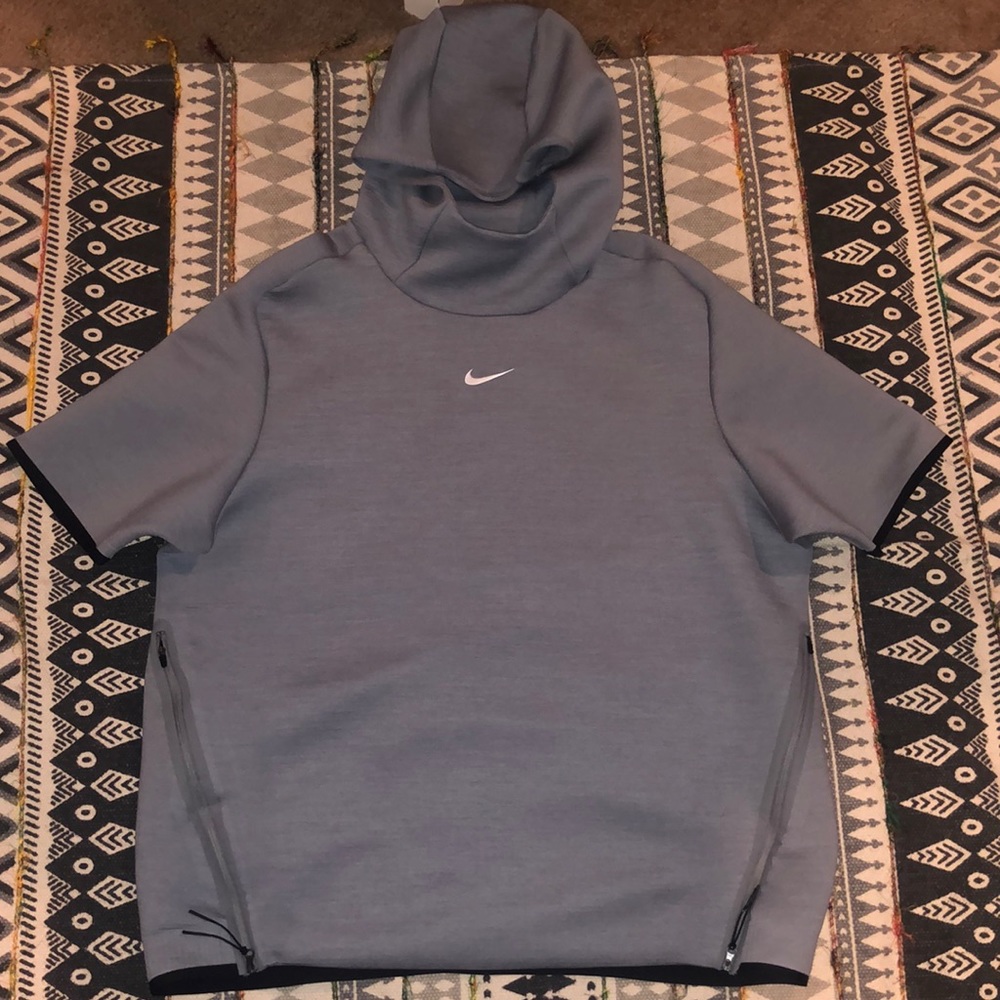 Nike half sleeve hoodie